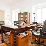 فندق مبيت وإفطار Lo Studio Di Joyce ترييستي