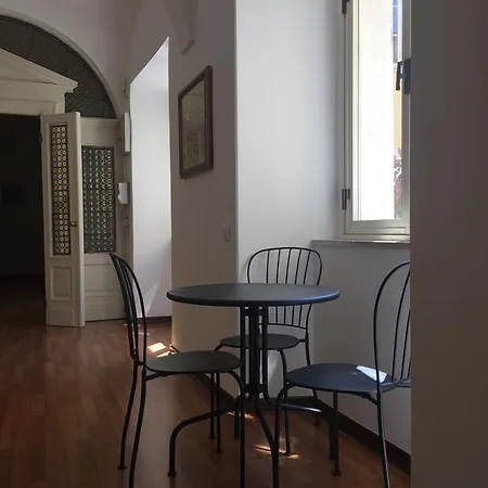 לינה וארוחת בוקר Lo Di Joyce