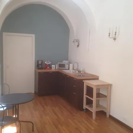 Lo Di Joyce Bed & Breakfast 3*